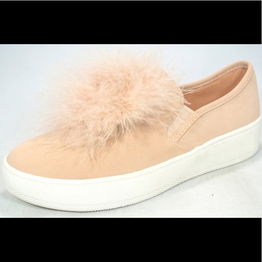 ✨NEW ✨ Ellie Sneakers